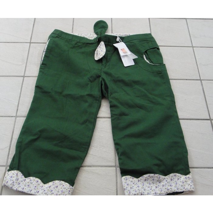 a la sha 綠色 五分褲 XS 褲子 女生適穿 原價1590元 購於SOGO百貨