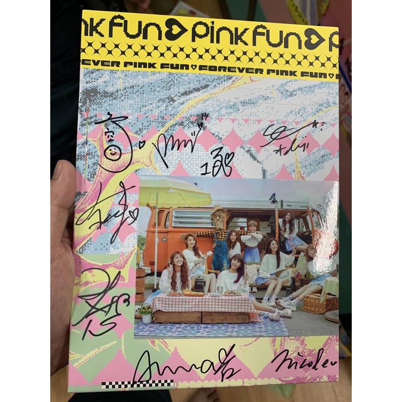 Pink Fun DD52粉紅梅花 - Forever Pink 簽名專輯（全新未拆封 僅簽名）