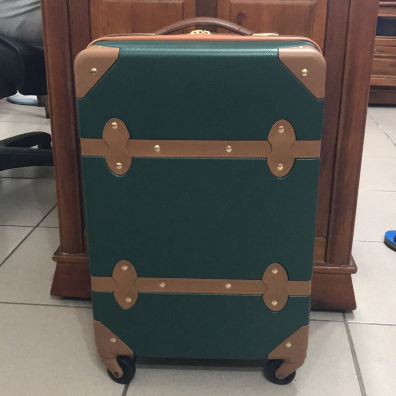 台灣本島免運費!!!～DISEGNO 20吋行李箱 花漾綠 ABS行李箱