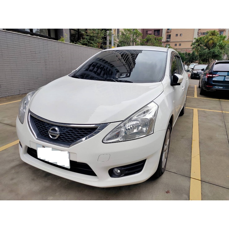 2016 Nissan Tiida 5d 豪華影音版1 6l 3 9萬公里nt 280 000 蝦皮購物