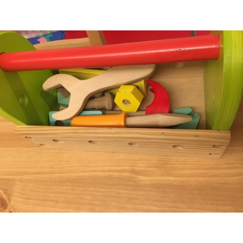 木製二手兒童工具箱（8-9成新）（莊小姐預訂）