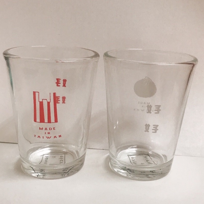 台式啤酒杯 台灣特色 紅白塑膠袋 小籠包 玻璃杯 乾杯 好好生活