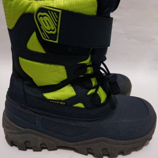 只穿一天二手兒童雪地雪靴防滑防水耐寒 韓國旅遊