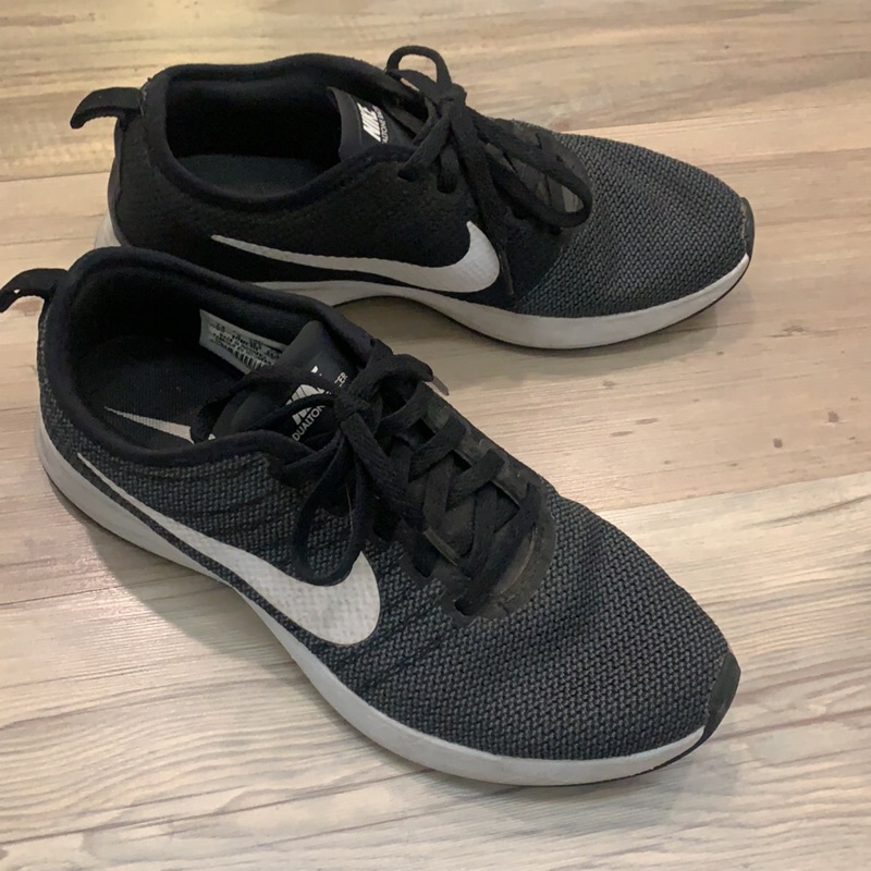 Nike 黑運動鞋 7成新 size: 24.5
