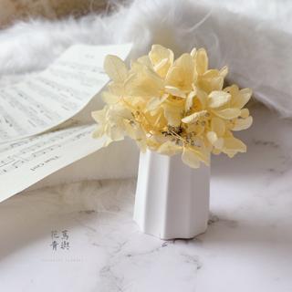 純手工擴香石迷你小桌花x花蔦青與花藝工作室合作賣場永生花 乾燥花 婚禮花束 蝦皮購物