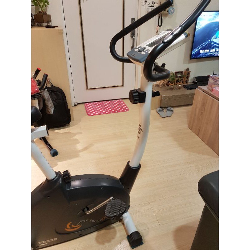 Fuji富士磁控。健身車。室內腳踏車 （FB330）二手自取價3500