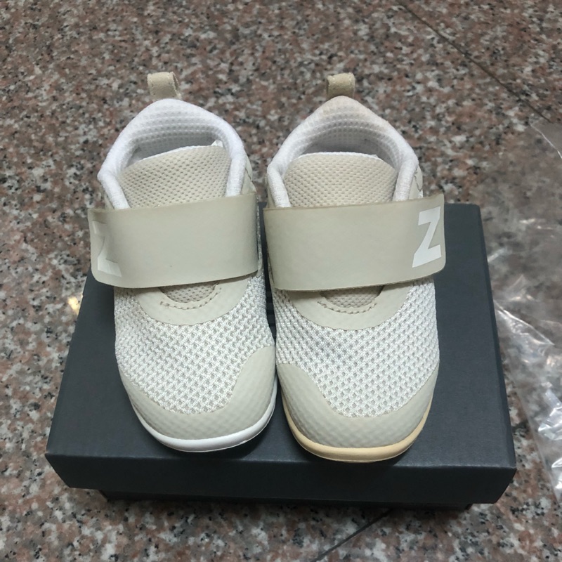 全新 New Balance FS223 童鞋 12.5CM