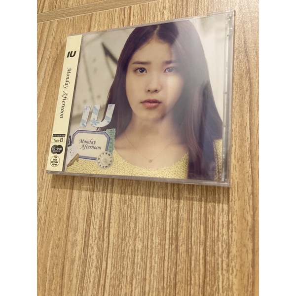 新品未開封 IU Monday Afternoon(初回限定A) 超レア Amazon.co.jp: Monday Afternoon (初回限定盤A) - IU (DVD付