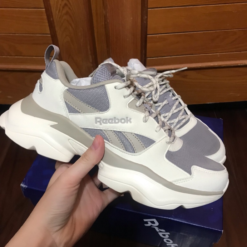 Reebok bridge 3.0 老爹鞋 米灰