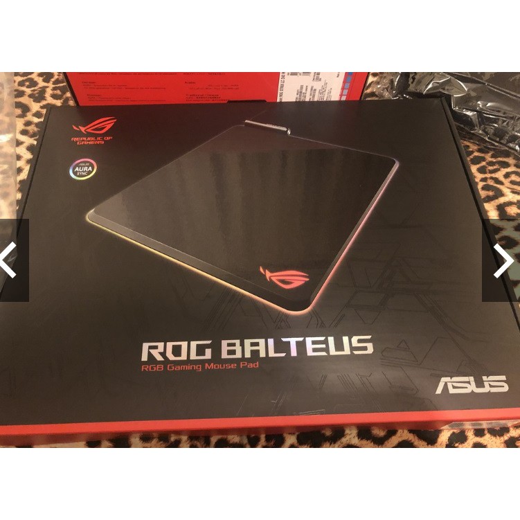 ASUS 顯示卡活動贈品 ROG Balteus RGB 電競滑鼠墊