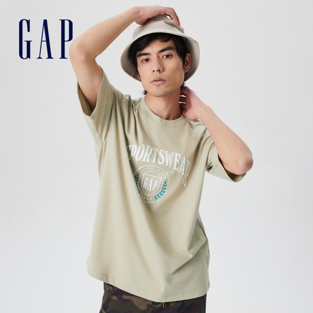 Gap 男裝 Logo潮流印花寬鬆短袖T恤 厚磅密織親膚系列-卡其色(809027)