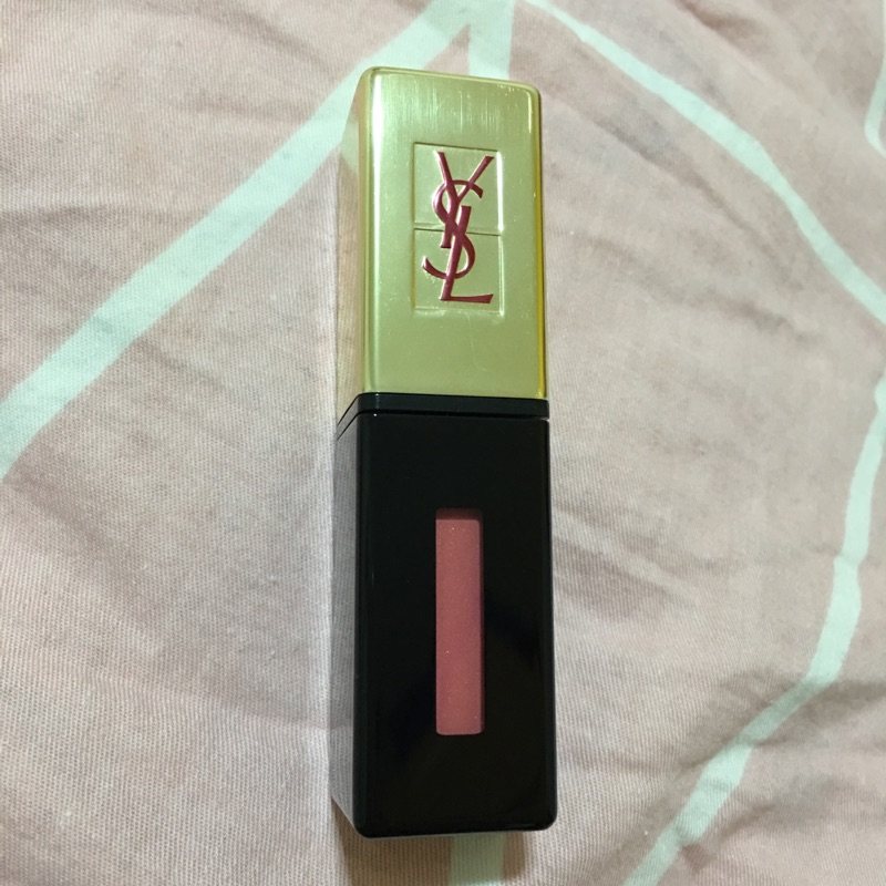 聖羅蘭 YSL 奢華緞面鏡光唇釉 105 放肆珊瑚