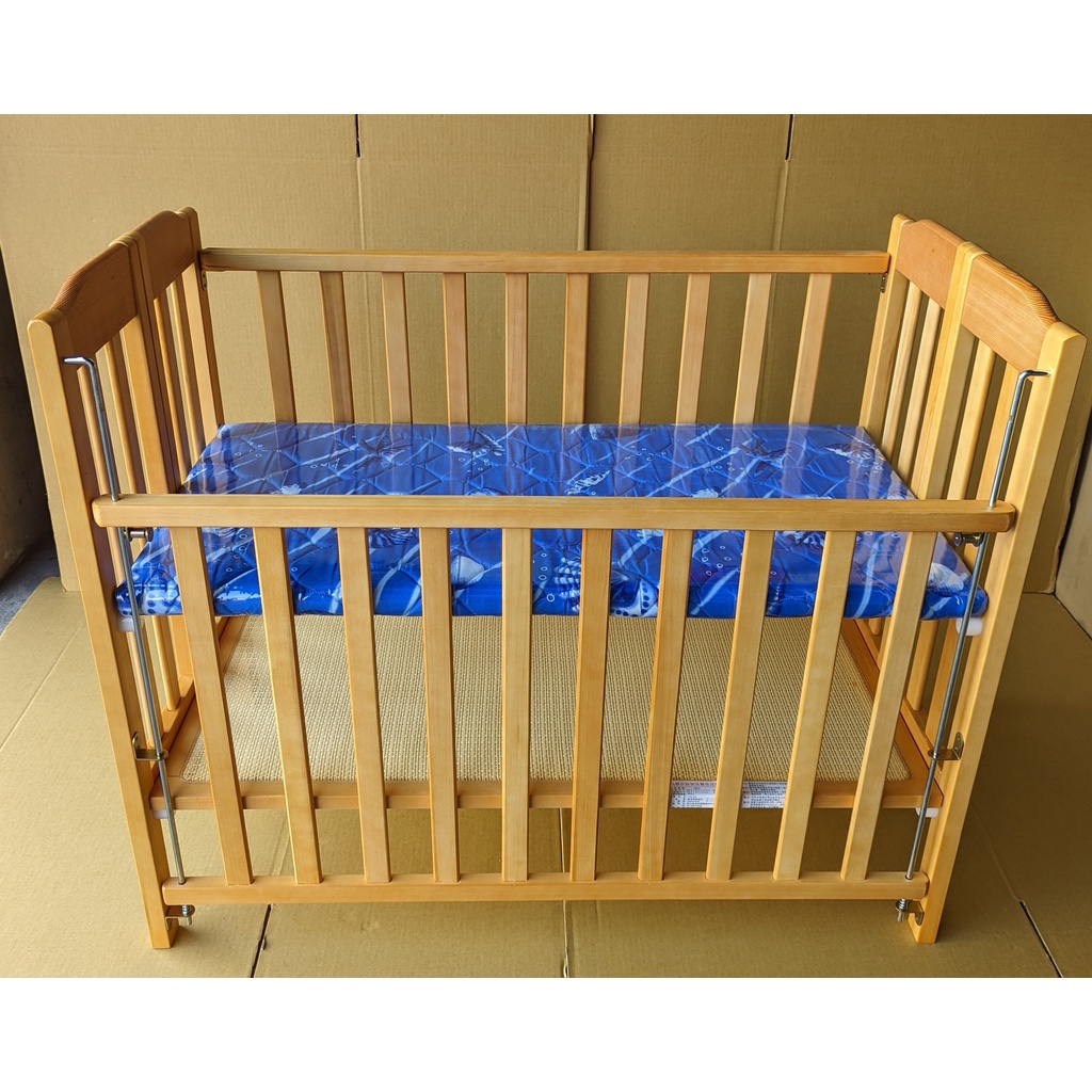 折合床 嬰兒床 中床(淺咖啡色進口檜木)附輪子 台灣製造