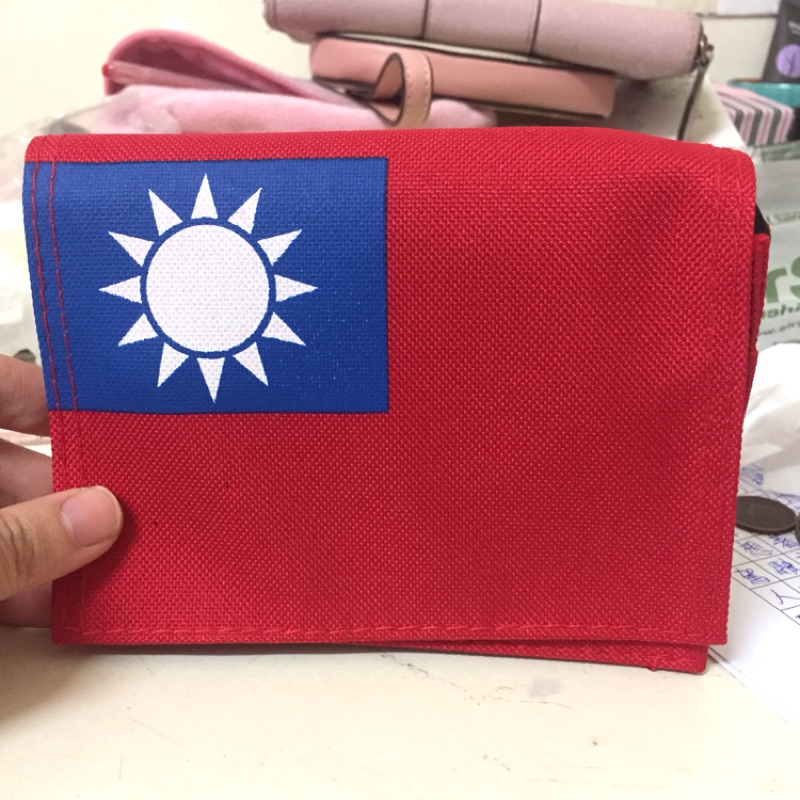 全新限量一個臺灣國旗造型可側揹有背帶韓家軍周邊小包包小書包旅遊紀念品