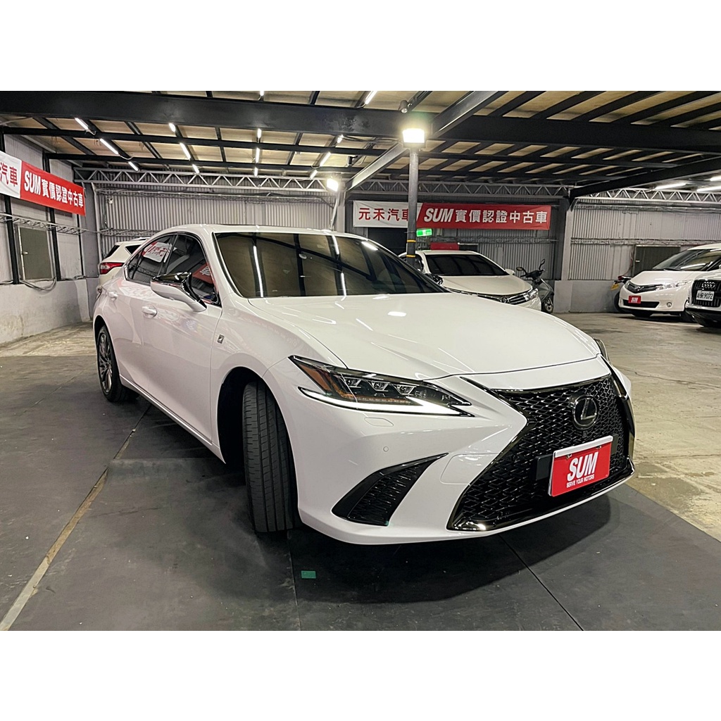 二手車中古車買賣 21 Es250 Es 250 F Sport 實價刊登 1 8萬 可小議 蝦皮購物