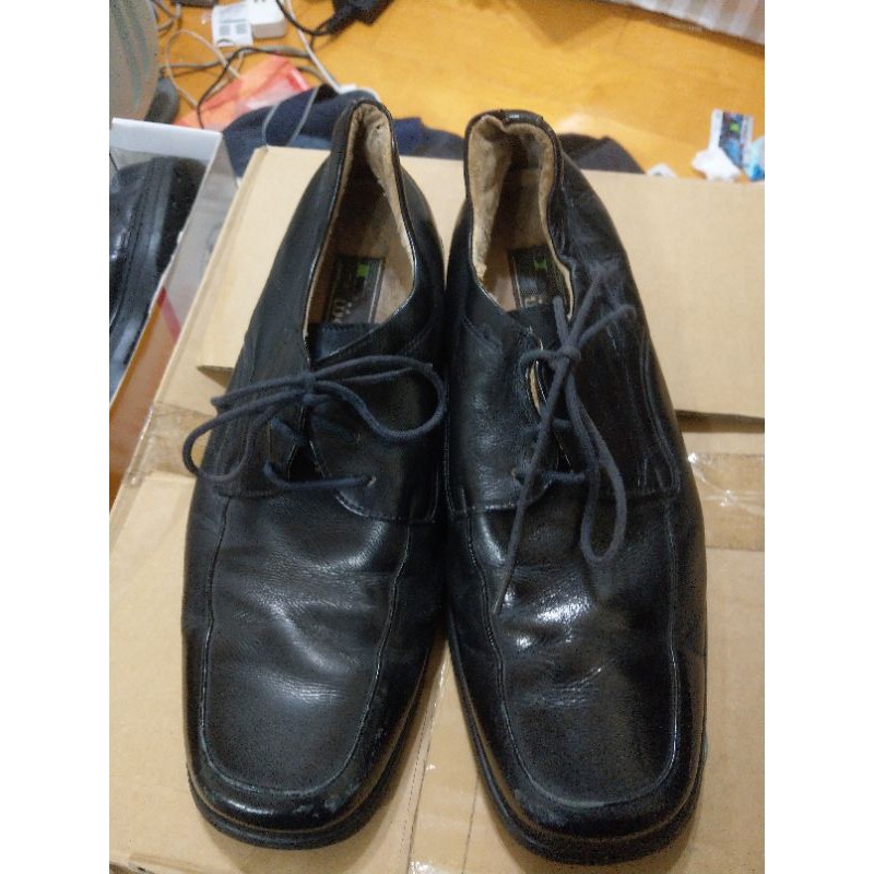 Waltz 華爾滋皮鞋 二手UK8 250便宜賣