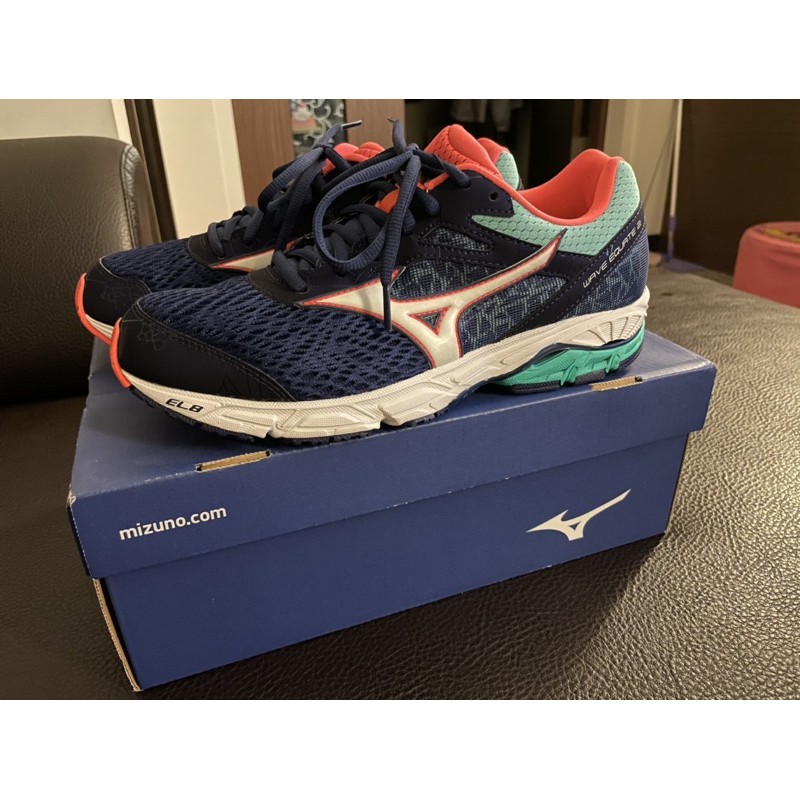 Mizuno wave equate 2美津濃慢跑鞋