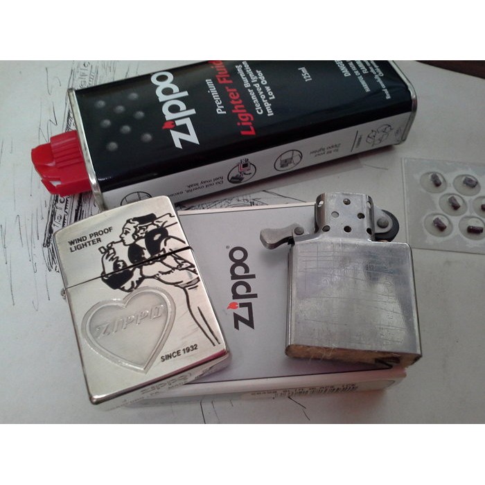 Zippo 打火機銀usa 真品中古全粒完好内耗品已更新附配件如圖 蝦皮購物