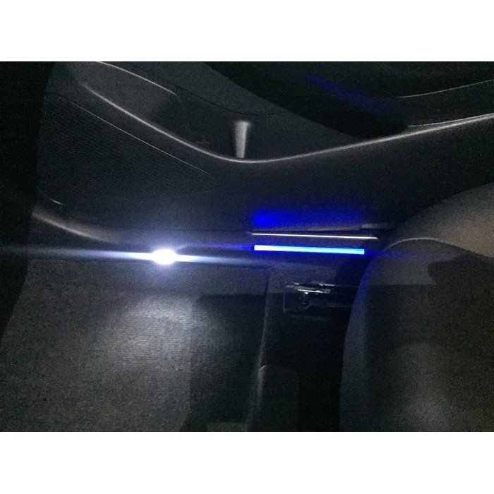 明耀汽車~豐田2018~2023 ALTIS 12代 LED 內門檻踏板(正廠車美仕套件)