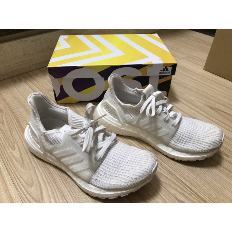 adidas  boost 鞋子 跑鞋 23cm