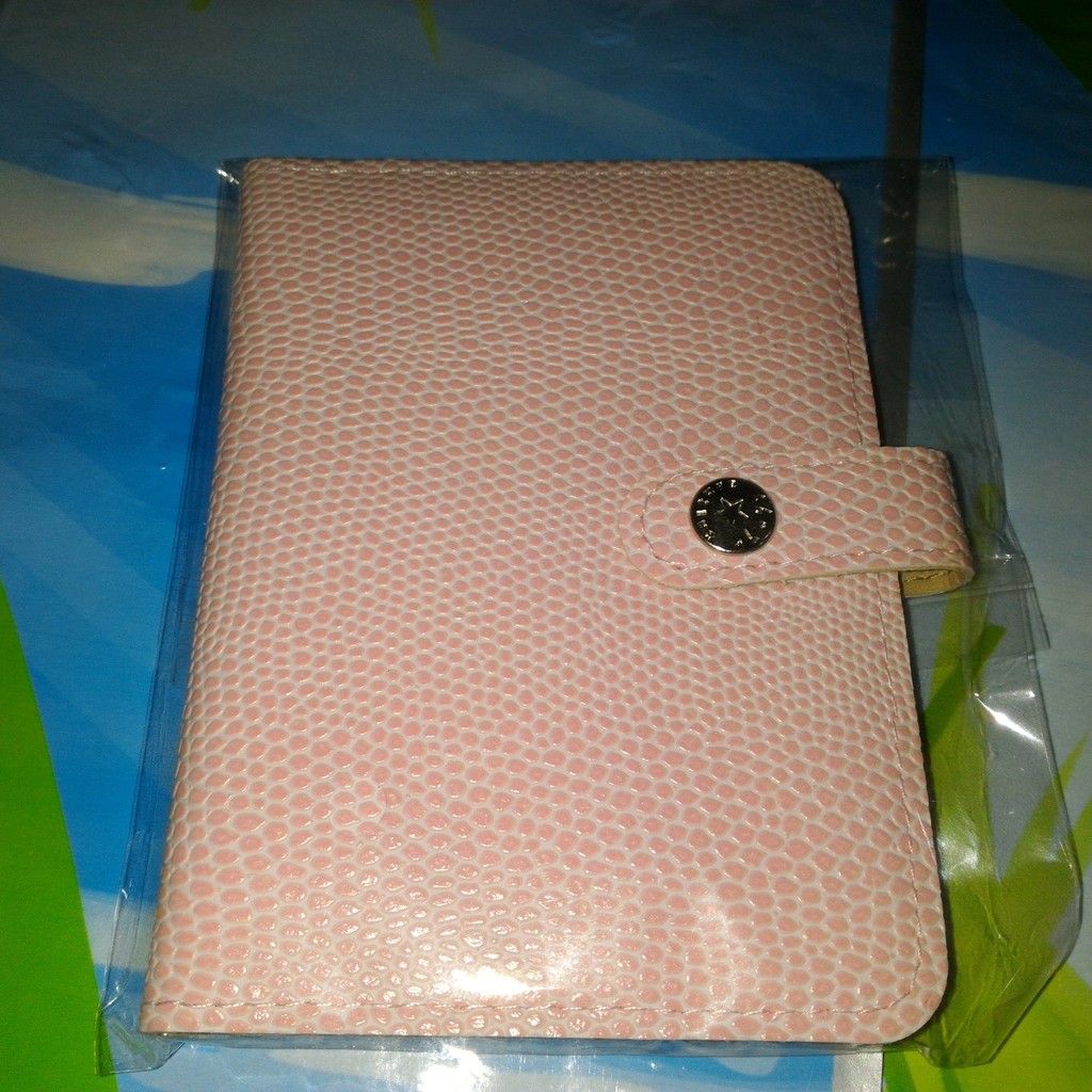 滿120免運~全新 時尚粉紅色PVC皮革 100K單格可扣式名片本 12名入 可放悠遊卡信用卡 可拆式 內附左右小口袋
