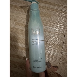 ［出清現貨］KIN 頂級二代抗屑洗髮精250ml