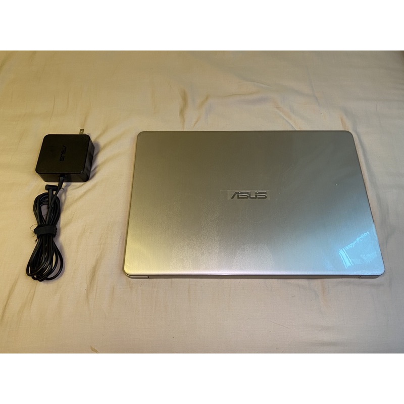 [福利品]ASUS Vivobook S 8代i7 強力獨顯文書機 線上課程必備