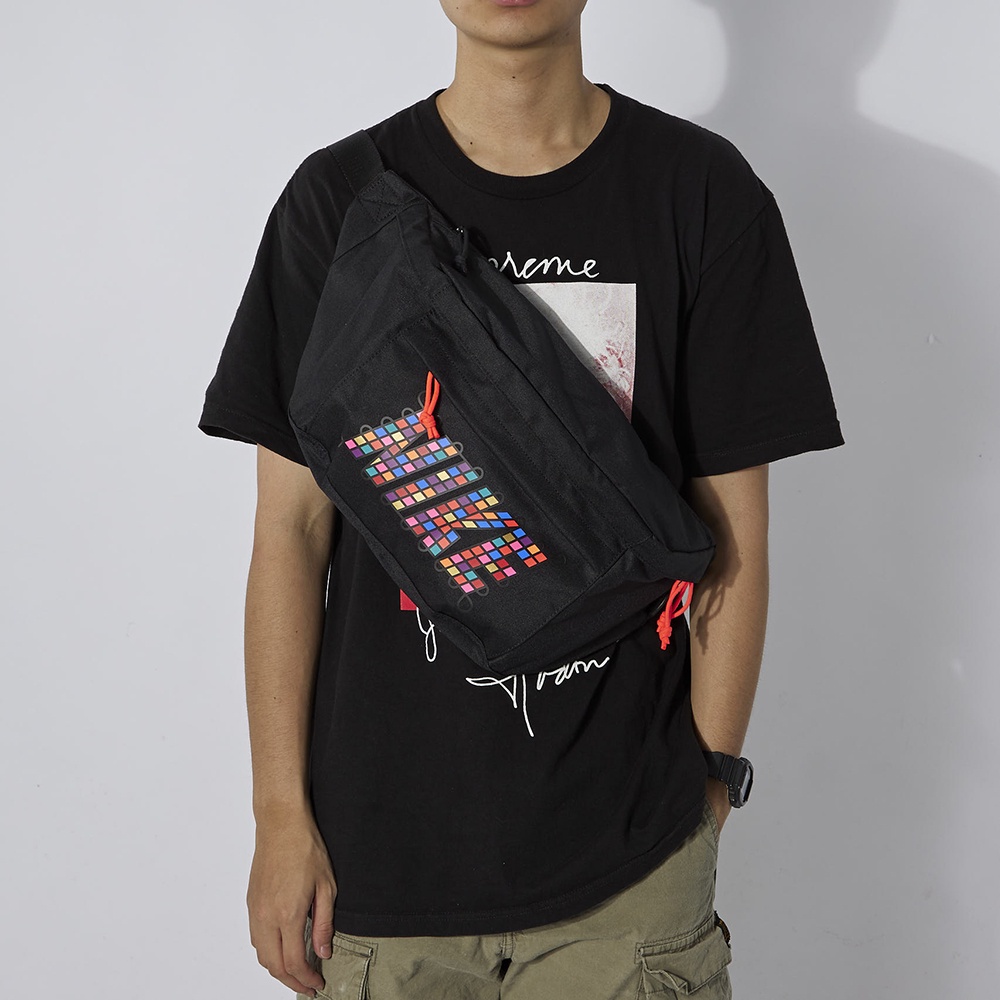 Nike Tech Hip Pack - CNY 黑 中國結 新年 馬賽克 繽紛 雙層 腰包 DD1752-010