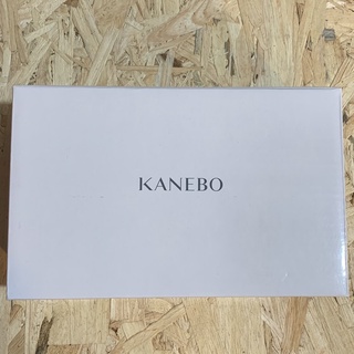 全新品 KANEBO 時尚硬殼旅行包 玫瑰金
