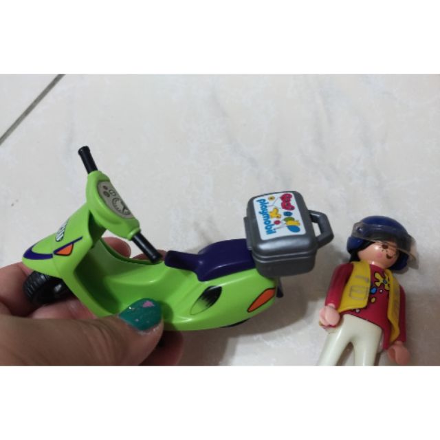 摩比 playmobil 老摩 無盒 機車+騎士 二手狀況如圖