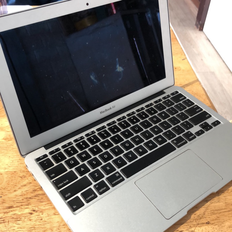 MacBook Air 2011  二手便宜賣