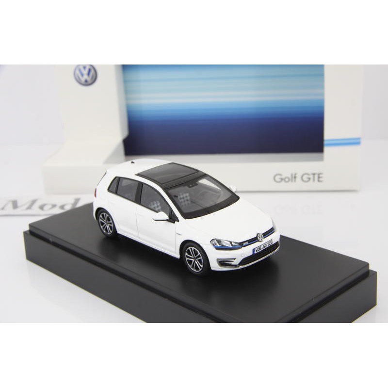 1:43福斯原廠精品Volkswagen VW Golf VII GTE 2015白 7代高爾夫 Spark代工『現貨』