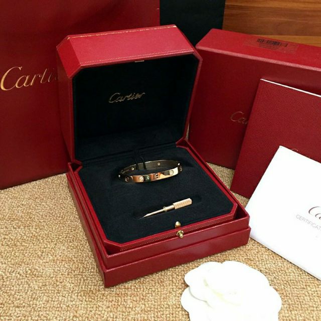 真品卡地亞 Cartier Love 系列 四鑽 間隔鑽玫瑰金17號手環