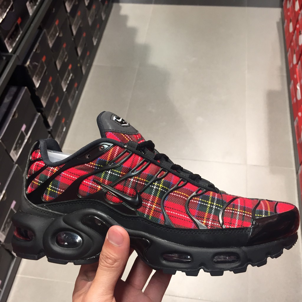 air max plus tartan
