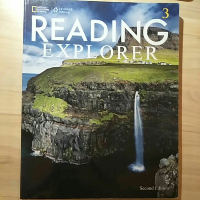 READING EXPLORER  3