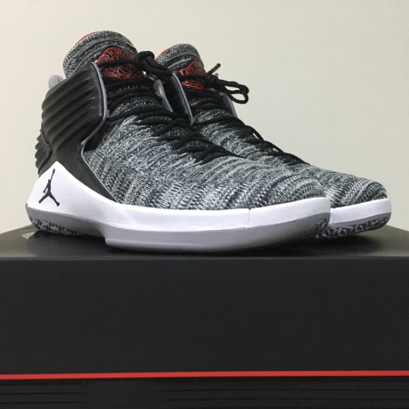 [US11] NIKE AIR JORDAN 32 MVP