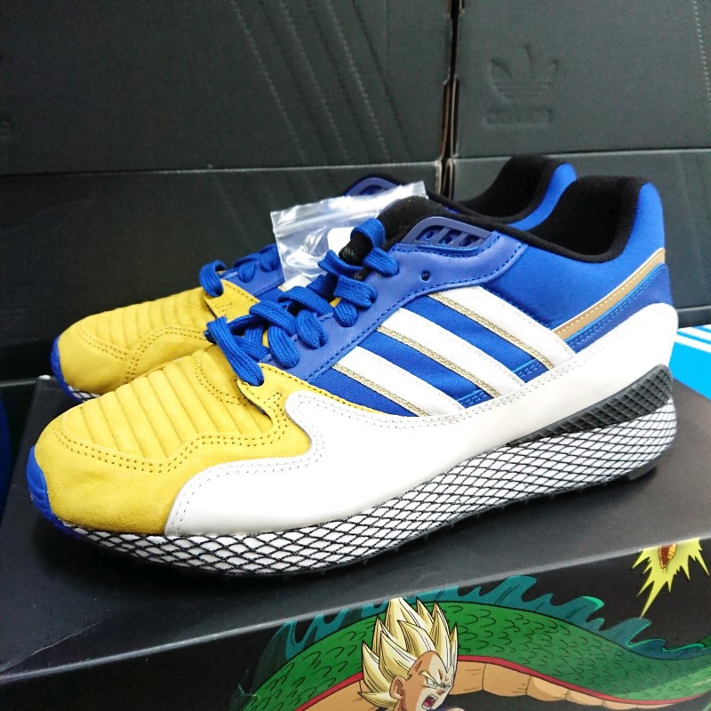 d97054 adidas