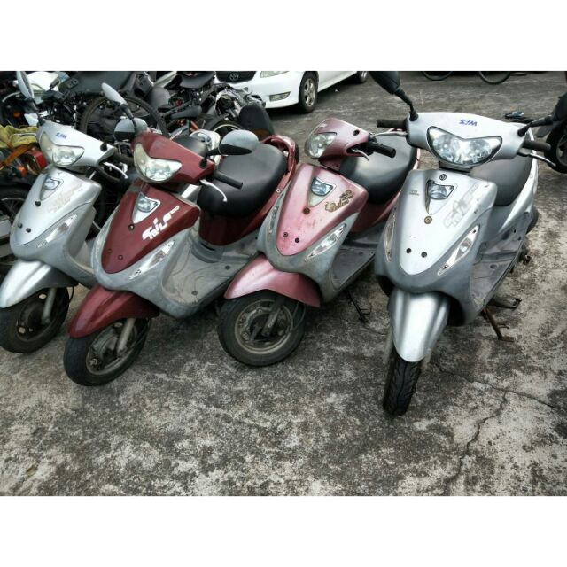 達成拍賣心情高手r1 風100 中古零件拆賣碼錶把手大燈全車殼內裝車台三角台前叉避震器輪圈 蝦皮購物