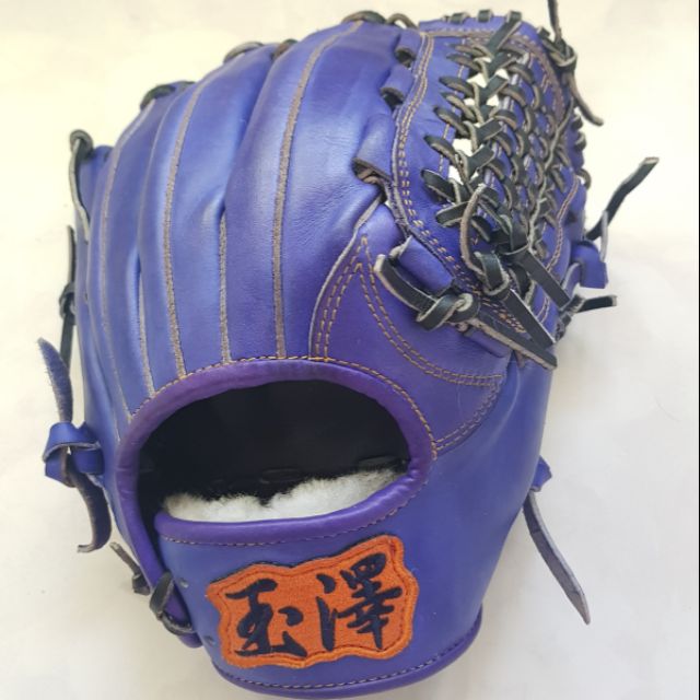 玉澤手作日本製硬式北美小牛皮棒壘球手套。