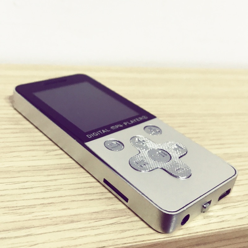 YHY MP4無線數碼音樂播放器 可插TF卡 播放影音檔 錄音筆