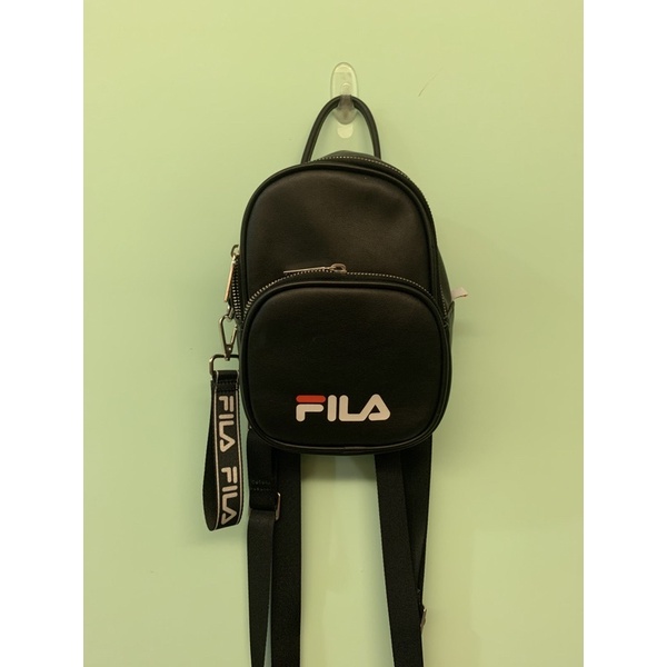 FILA 小後背包 黑色合成皮