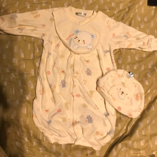 義大利 Giovanni Valentino 新生兒禮盒衣服 附圍兜帽子（無盒）