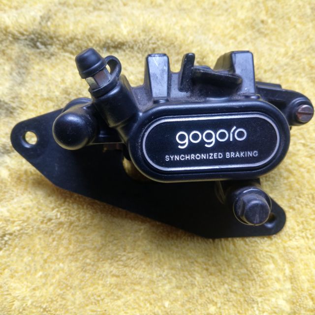gogoro2 原廠前卡鉗含煞車皮