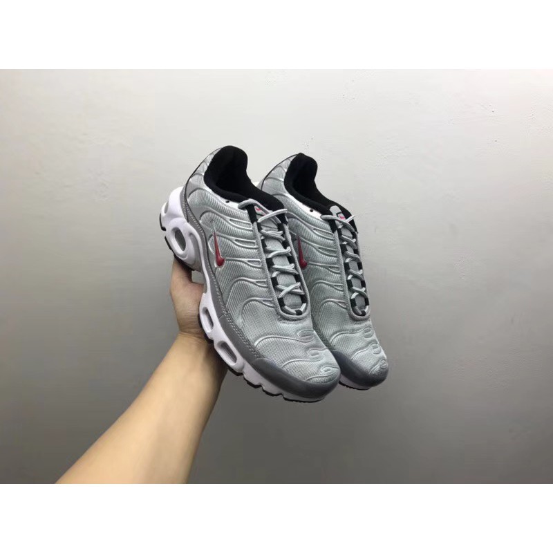 nike tn gs
