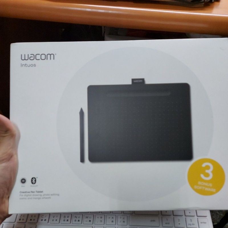 wacom intuos ctl-6100wl/k0-c