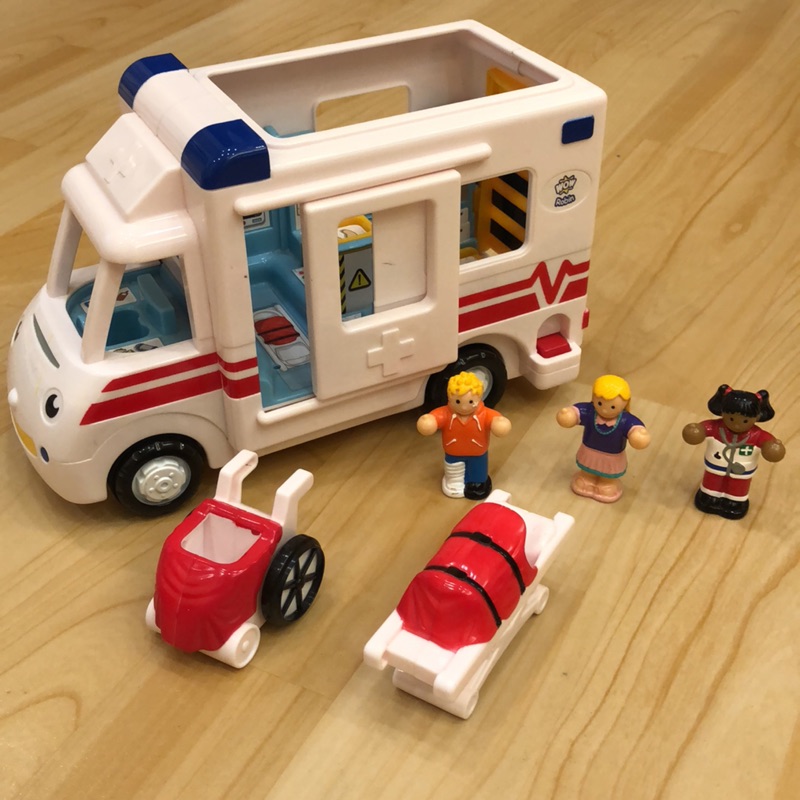 Wow toys 緊急救護車 (二手）