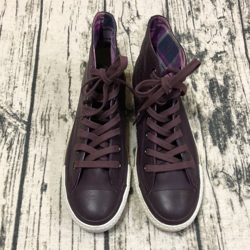 編號1006 全新商品CONVERSE All⭐️STAR女款高筒深紫色皮革內層格子風格休閒鞋 帆布鞋 尺寸：5