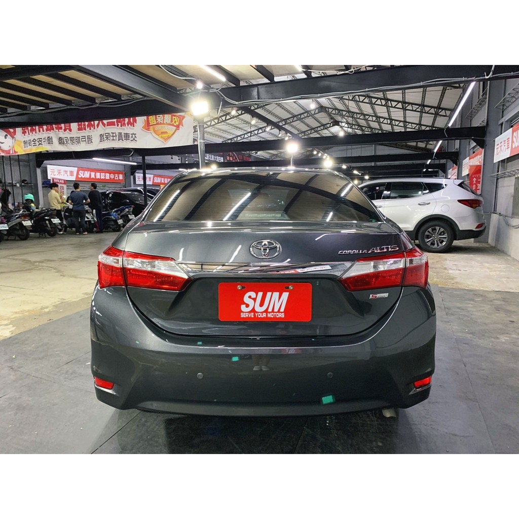 二手車中古車買賣 16年式altis 1 8經典版safety 實價刊登 35 8萬 可小議 蝦皮購物
