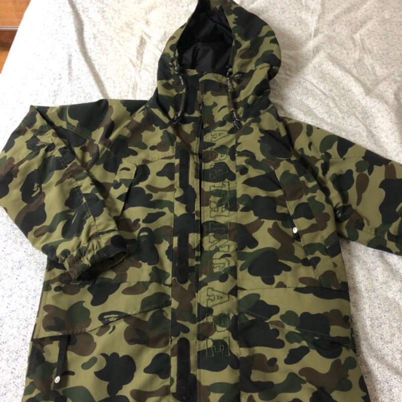 a bathing ape Bape snowboard jacket 綠迷彩 雪衣 S號