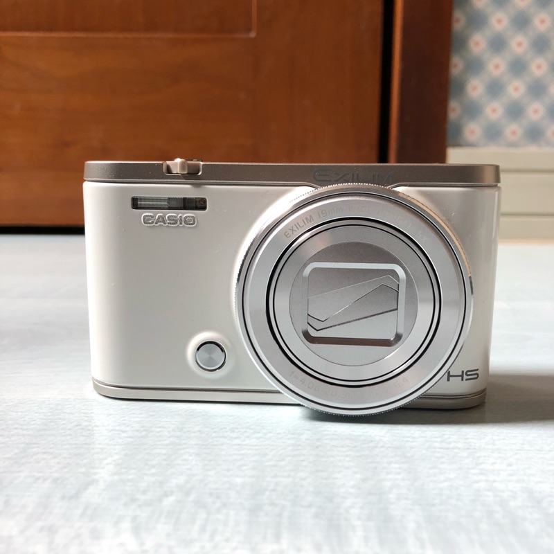 Casio EX-ZR5000 美顏機 相機 近全新 配件齊全